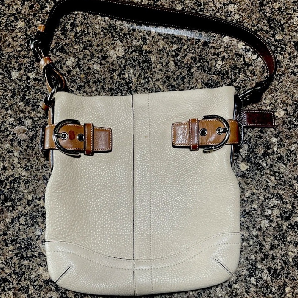 Coach Leather M05S-3769 Light Tan Textured Leather Shoulder Bag 100% Authentic